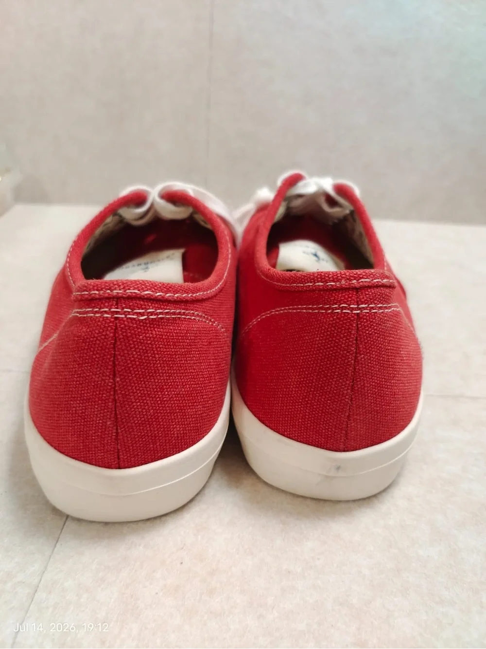 NWOB Tailorbyrd Coral Canvas Low-Top Sneakers men’s Size 8.5